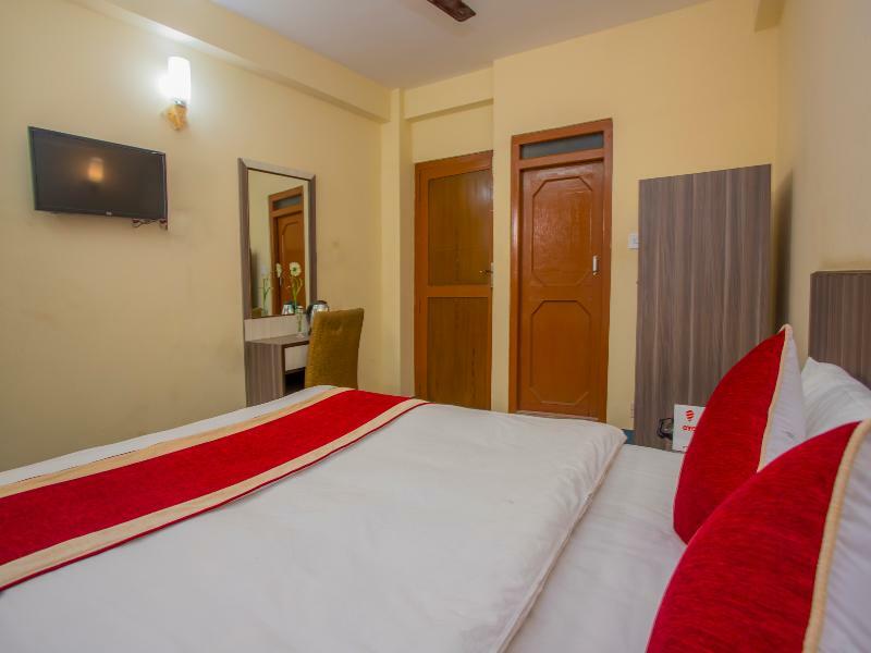 Oyo 297 Hotel Aayam Catmandu Exterior foto