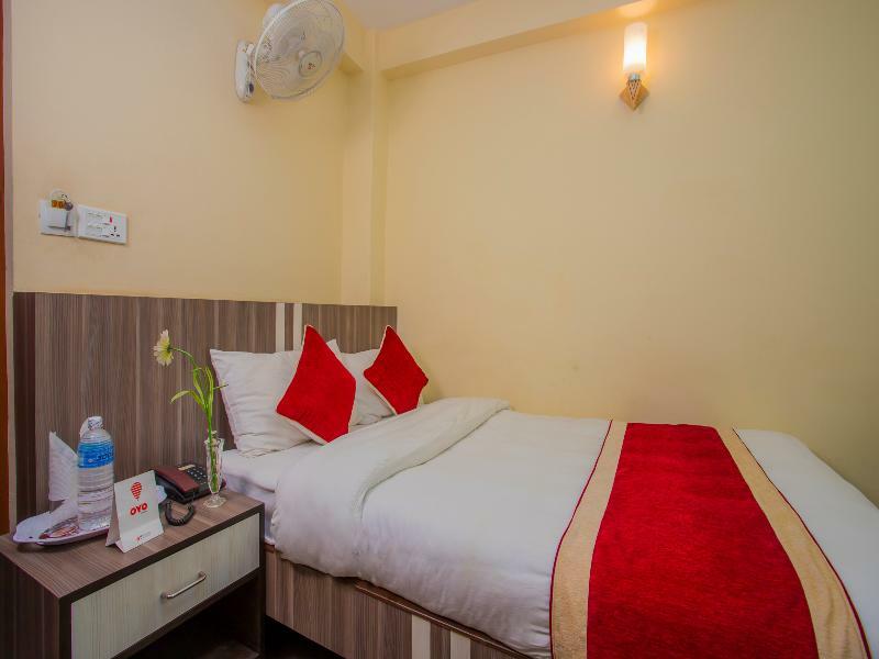Oyo 297 Hotel Aayam Catmandu Exterior foto